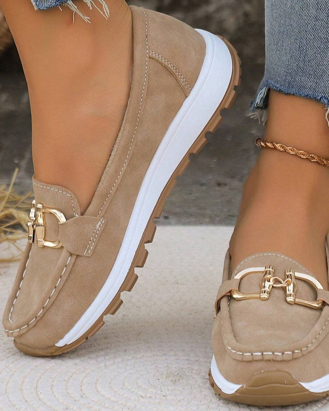 Bertine | Flat Moccasins with Buckle