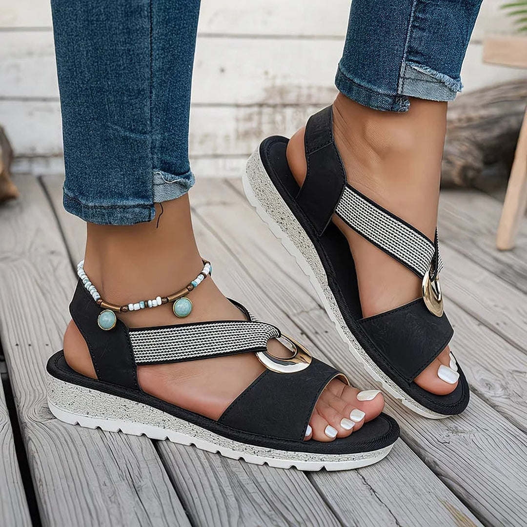 Adèle | Flat Sandals With Metal Buckle